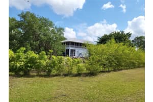 9100 DEER CT., VENICE, FL 34293 Sold 12/01/22