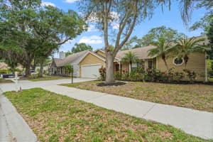 5738 Forester Lake Dr, Sarasota, FL 34243, Sold 06/06/22