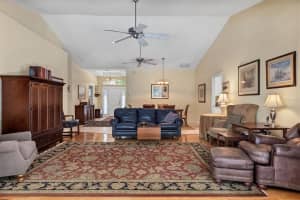 2430 Sonoma Dr W, Nokomis, FL 34275, Sold 05/27/22