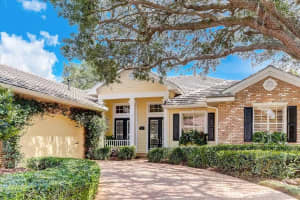 4910 Old Creek Dr, Sarasota, FL 34233, Sold 06/07/22