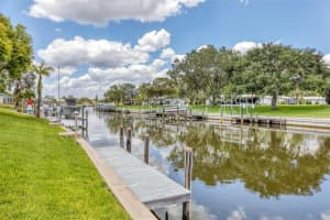 4 WINDSOR DR, ENGLEWOOD, FL 34223 Sold 08/15/22