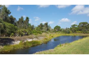 202 SILVER LAKE DR #202, VENICE, FL 34292 Sold 08/03/22