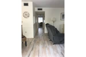 1275 TARPON CENTER DR #108, VENICE, FL 34285 Sold 07/12/22