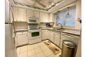 17 Quails Run Blvd, Englewood, FL 34223, Sold 06/10/22