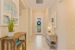 19340 BLUFF DR, VENICE, FL 34292 Sold 07/22/22