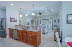 1210 ORANGE AVE, NOKOMIS, FL 34275 Sold 10/05/22