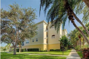 940 COOPER ST #401, VENICE, FL 34285 Sold 08/05/22