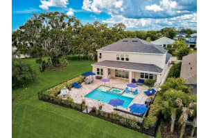 5705 AUTUMN FERN CIR, SARASOTA, FL 34238 Sold 12/15/22