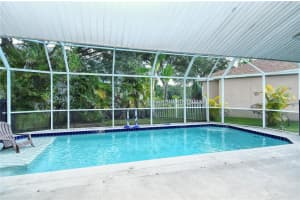 2219 ISLAND CREEK RD, SARASOTA, FL 34240 Sold 08/25/22