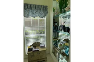 412 SUNSET LAKE BLVD #101, VENICE, FL 34292 Sold 07/29/22