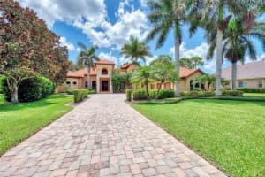 458 E MACEWEN DR, OSPREY, FL 34229 Sold 10/21/22