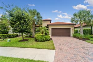 19333 NEARPOINT DR, VENICE, FL 34292 Sold 01/17/23