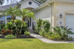 810 GREENVIEW DR, APOLLO BEACH, FL 33572 Sold 10/19/22