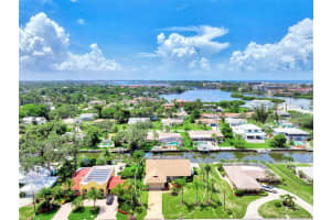 1624 SHELBURNE LN, SARASOTA, FL 34231 Sold 09/21/22
