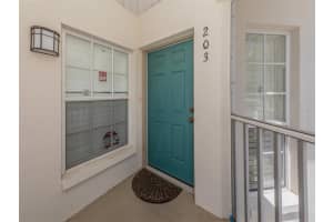 310 LYNBROOK CIR #203, VENICE, FL 34292 Sold 10/10/22