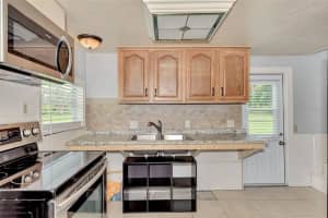 9066 STARFISH CIR, VENICE, FL 34293 Sold 08/28/22