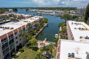 240 Santa Maria St, Venice, FL 34285, Sold 09/14/22