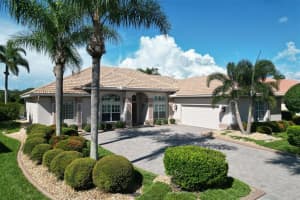 365 TURTLEBACK XING, VENICE, FL 34292 Sold 11/01/22