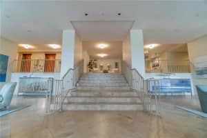 707 S GULFSTREAM AVE #207, SARASOTA, FL 34236 Sold 03/23/23