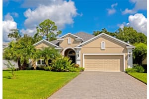 3807 WOODCLIFF LAKE TER, SARASOTA, FL 34243 Sold 01/13/23