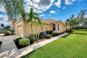 4841 WHISPERING OAKS DR, NORTH PORT, FL 34287 Sold 12/19/22