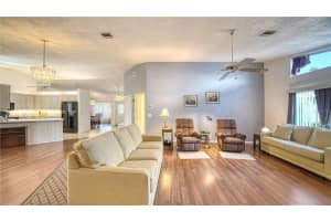 1458 Quail Lake Dr, Venice, FL 34293, Sold 12/12/22