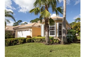 4389 REFLECTIONS PKWY, SARASOTA, FL 34233 Sold 12/09/22