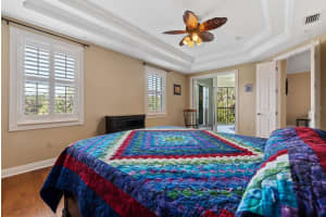 5112 Manorwood Dr, Sarasota, FL 34235, Sold 01/06/23