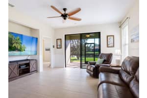 11061 CAMPAZZO DR, VENICE, FL 34292 Sold 05/01/23