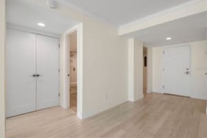 101 S GULFSTREAM AVE #14B, SARASOTA, FL 34236 Sold 04/18/23