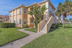 1015 VILLAGIO CIR #101, SARASOTA, FL 34237 Sold 12/20/22