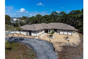 1300 BAYSHORE DR, ENGLEWOOD, FL 34223 Sold 03/20/23