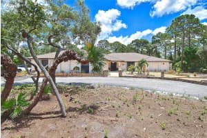 1300 BAYSHORE DR, ENGLEWOOD, FL 34223 Sold 03/20/23