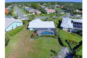 1053 Derian Pl, Nokomis, FL 34275, Sold 01/24/23