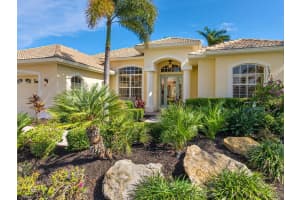 811 TROPEZ LN, VENICE, FL 34292 Sold 03/03/23