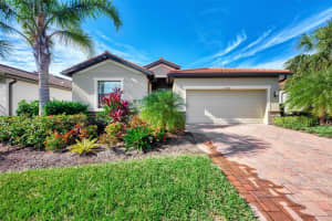 19305 NEARPOINT DRIVE, VENICE, FL 34292 Sold 02/10/23