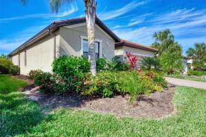 19305 NEARPOINT DRIVE, VENICE, FL 34292 Sold 02/10/23