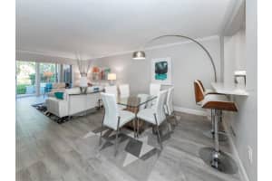 220 Santa Maria St, Venice, FL 34285, Sold 02/27/23