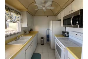 232 SAINT AUGUSTINE AVE #502, VENICE, FL 34285 Sold 04/03/23