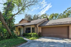 1075 GREYSTONE LANE, SARASOTA, FL 34232 Sold 05/09/23