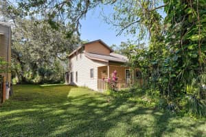 1075 GREYSTONE LANE, SARASOTA, FL 34232 Sold 05/09/23