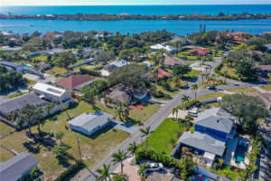 313 SORRENTO DRIVE, OSPREY, FL 34229 Sold 02/10/23