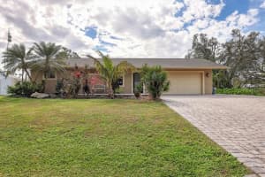 9046 HILOLO LANE, VENICE, FL 34293 Sold 06/02/23