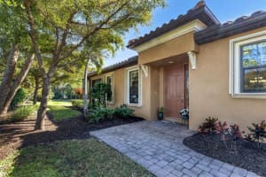 5802 CAVANO DRIVE, SARASOTA, FL 34231 Sold 02/28/23
