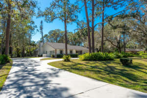 4910 Hidden Oaks Trail, Sarasota, FL 34232, Sold 04/20/23