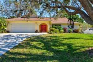 521 Bayshore Dr