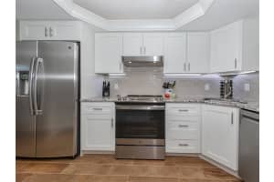 270 SANTA MARIA STREET, VENICE, FL 34285 Sold 03/24/23