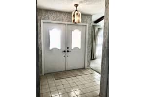 5860 LINCOLN ROAD, VENICE, FL 34293 Sold 06/23/23