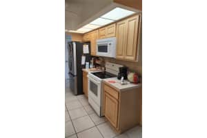 121 HOURGLASS DRIVE, VENICE, FL 34293 Sold 07/06/23