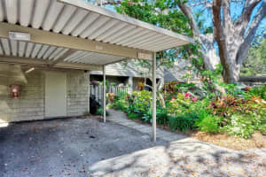 1610 TREEHOUSE CIRCLE, SARASOTA, FL 34231 Sold 04/07/23